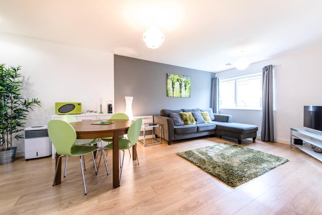 Inspired Apartments Salford  Buitenkant foto